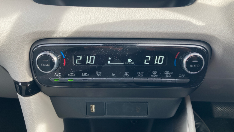 Toyota Yaris 1.5 Hybrid Excel 5dr CVT Hybrid Hatchback